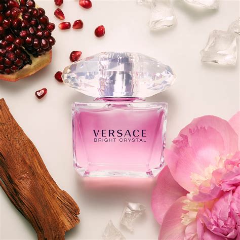 versace bright crystal cologne|versace bright crystal without cap.